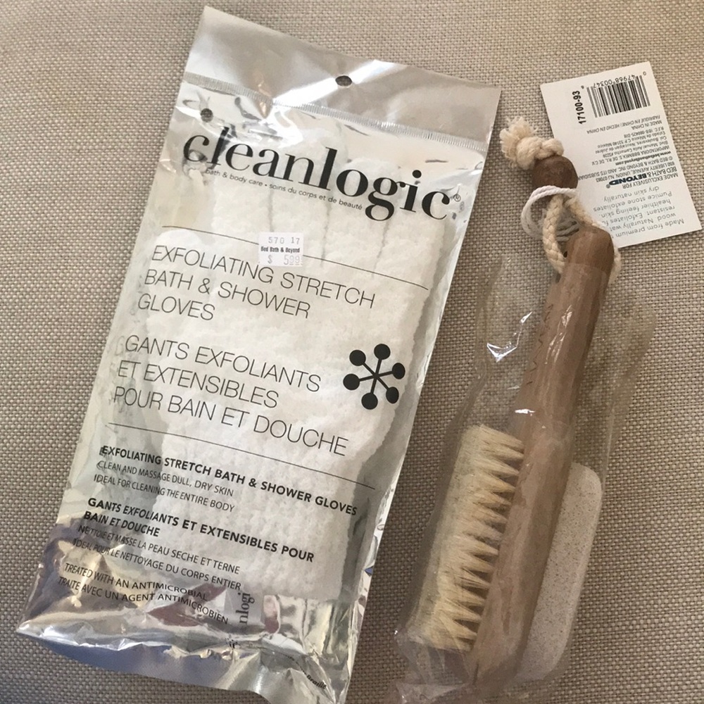 Bed Bath & Beyond Exfoliating Tools- BNWT